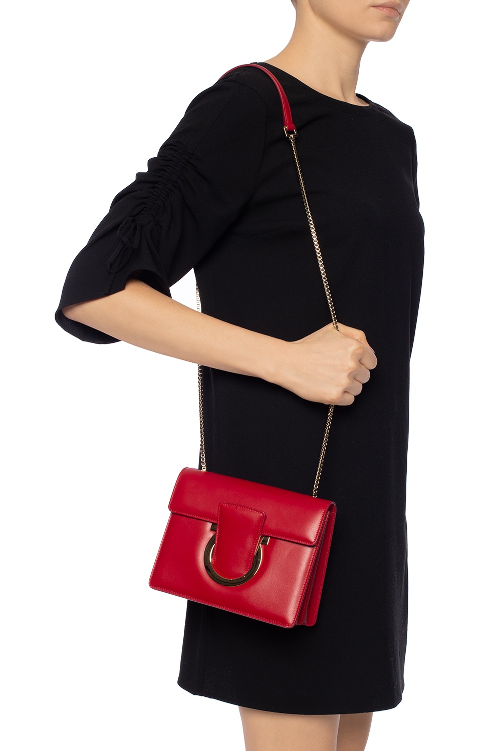 Salvatore ferragamo 2025 thalia shoulder bag